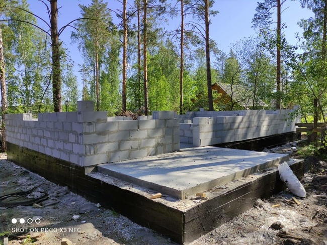Стены из газоблока. ГК Урал-Строй