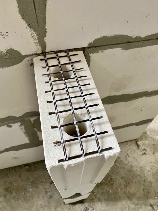 Армирование блока Перегородок ГК Урал-Строй